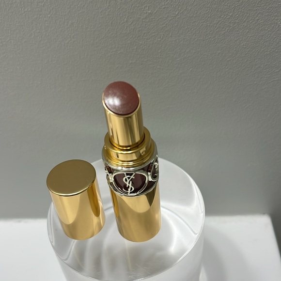 Yves Saint Laurent Gold Rouge Volupté Shine Lipstick - Picture 4 of 4